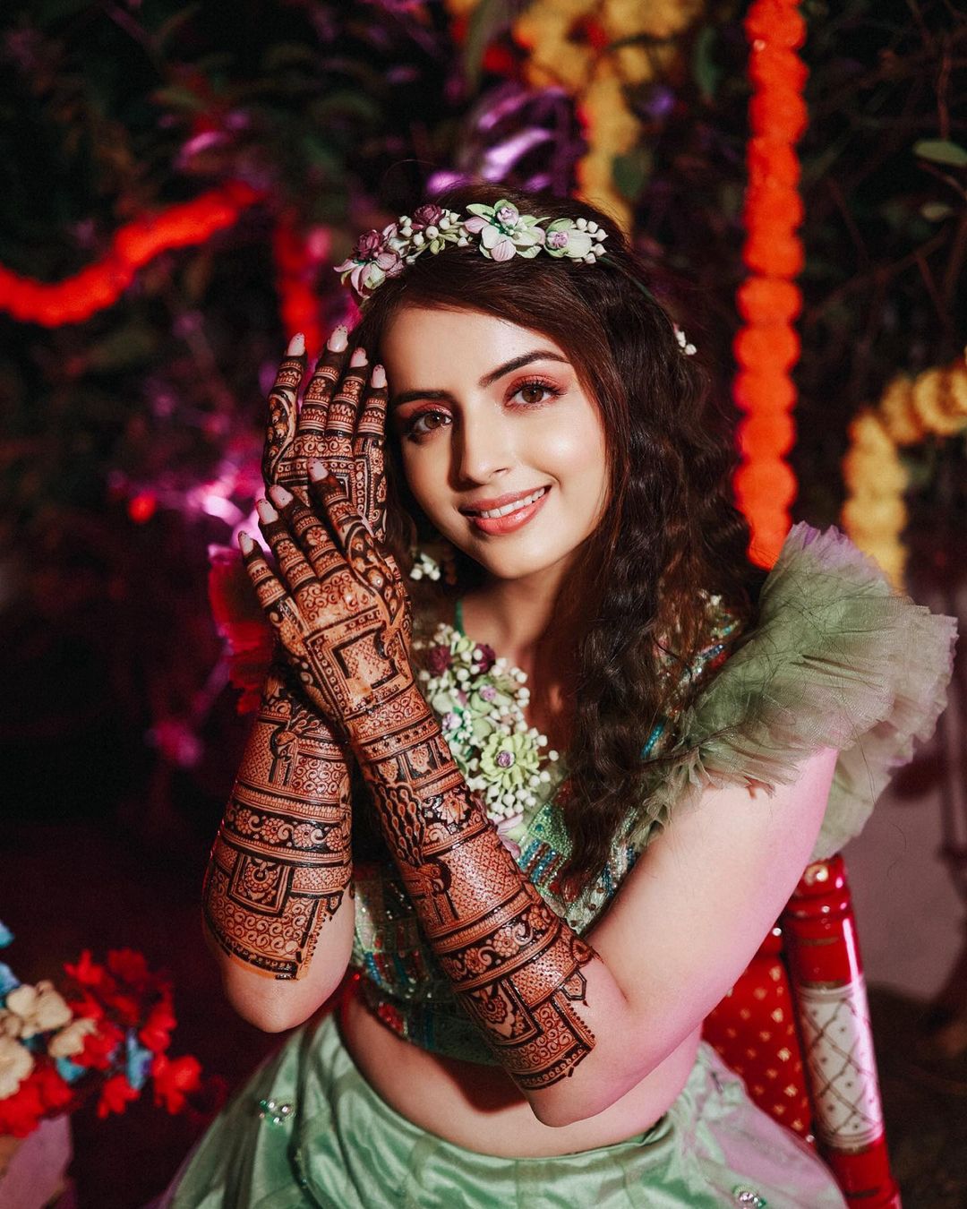 Shrenu Parikh Mehendi image