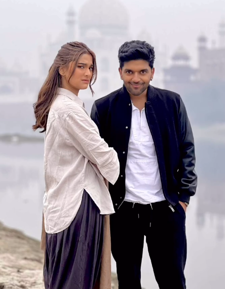Jhalak Dikhhla Jaa 11 Semi-Finale Update! Special Guest Guru Randhawa And Saiee Manjrekar Join The Contestants! 