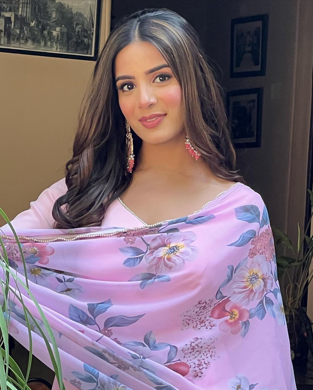 She Is Ready For A Mother-Daughter Date! Check Out The Plans Of Gorgeous Nikki Sharma On This International Women’s Day.