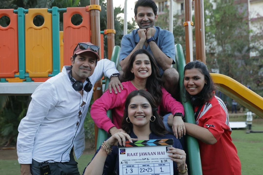 BTS Alert! Pics Of Anjali Anand, Barun Sobti, And Priya Bapat Pose From The Sets Of Raat Jawaan Hai! Actor Sumeet Vyas Turns Director. 