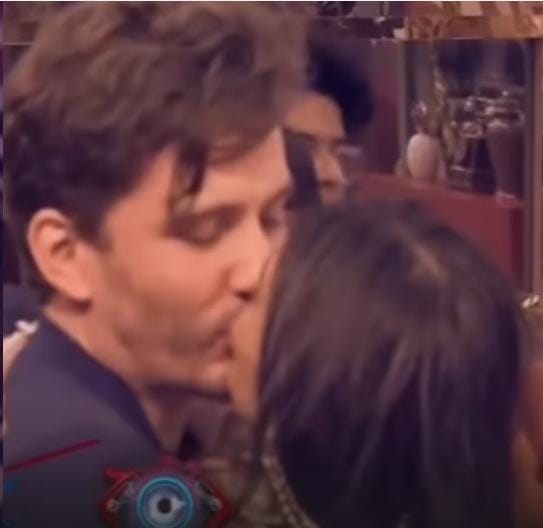 Sreejia De and her fiance Michael Blohm-Pape lock lips on the national television in Bigg Boss 16 house, make the viewers go Awww