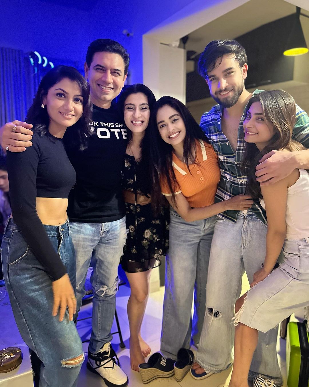 It’s A Reunion Time! Most Popular Drama Series Kumkum Bhagya’s Co-Actors Are Spotted Togther. Check About Their Happy Vibes!