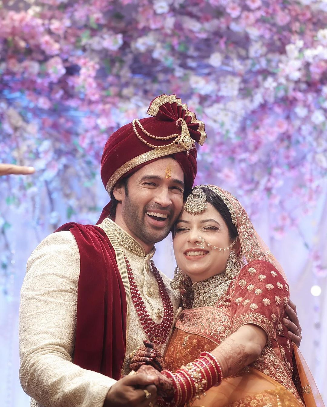 Introducing Mr. & Mrs. Sharma! Diya Aur Baati Hum Fame Actress Pooja Singh Shared Joyous Wedding Pictures On Instagram!