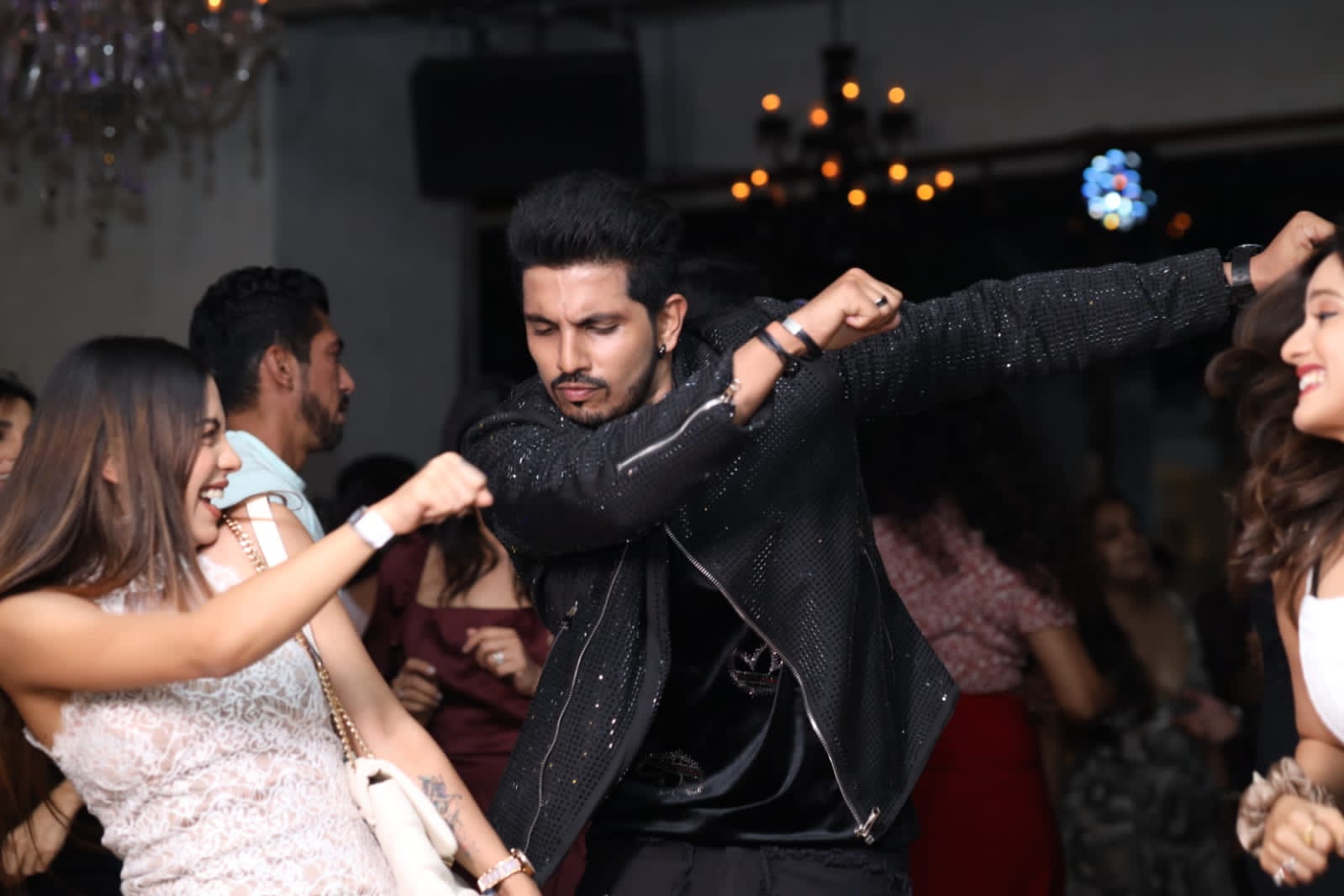 Pandya Store lead Kanwar Dhillon throws a rocking Birthday party in Mumbai, girlfriend Alice Kaushik, Neil Bhatt, Aishwarya Sharma, Kinshuk Mahajan, and more attend the party