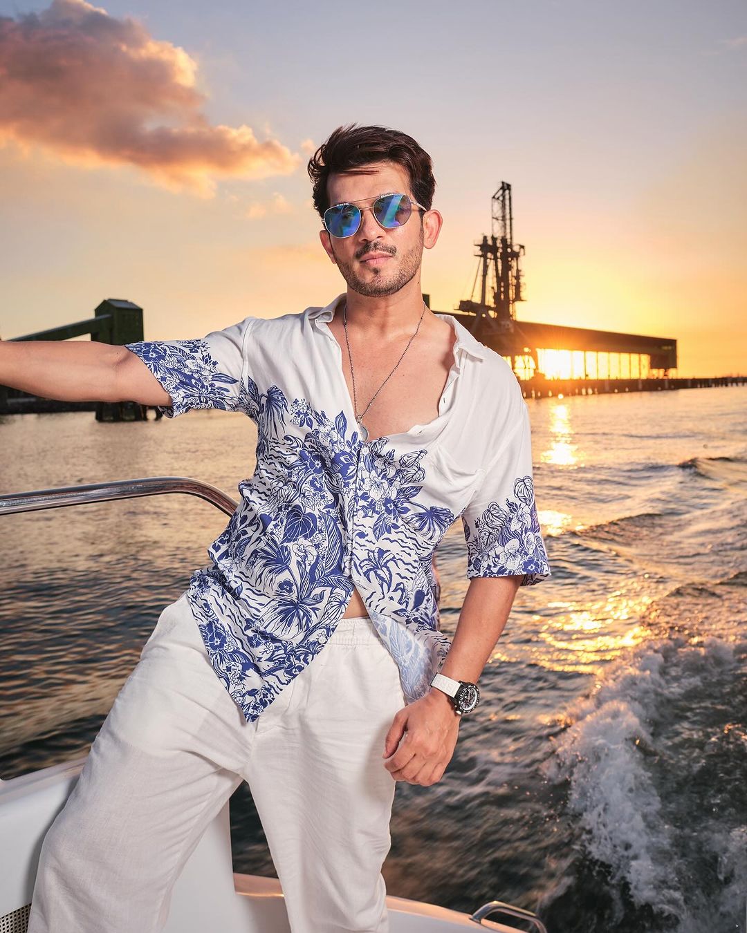 Surprising Deets Inside! Our Handsome Arjun Bijlani Is All Set To Appear In A New Reality Show!