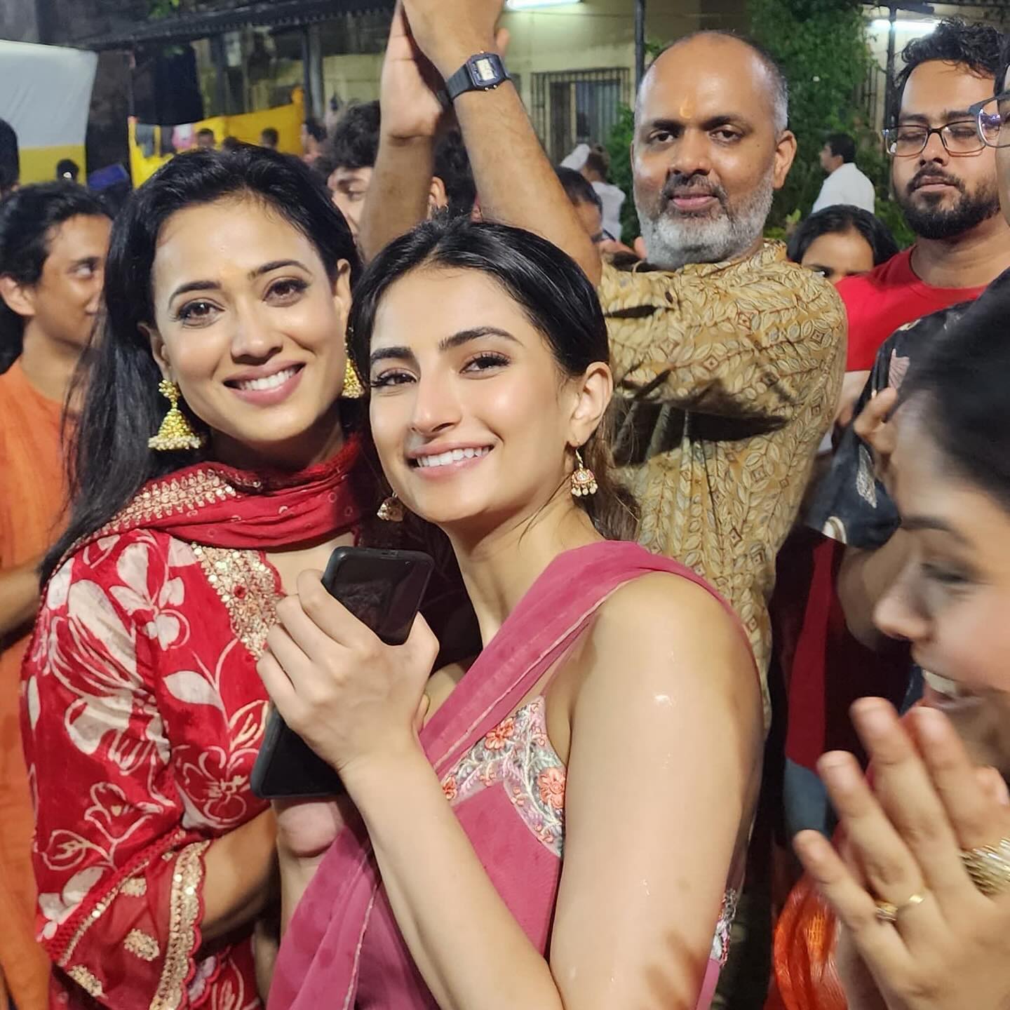 Actress Shweta Tiwari And Her Daughter Palak Gives A Peek Of Their “ Ganpati 2023 Visarjan”