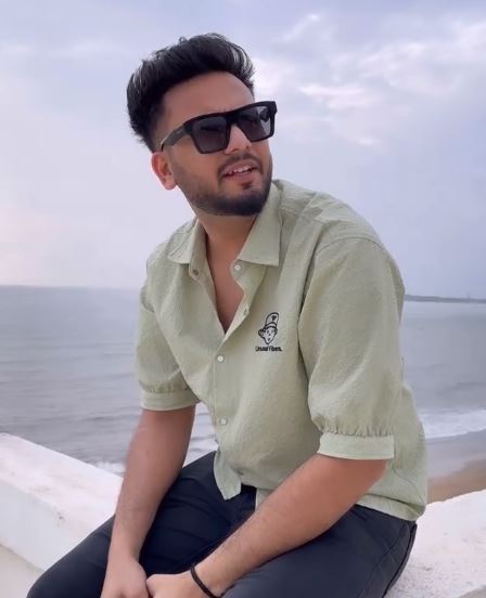 Another Legal Complaint Against Elvish Yadhav: Big Boss OTT 2 Winner met with another trouble; Read to Know his complaints against the same; 