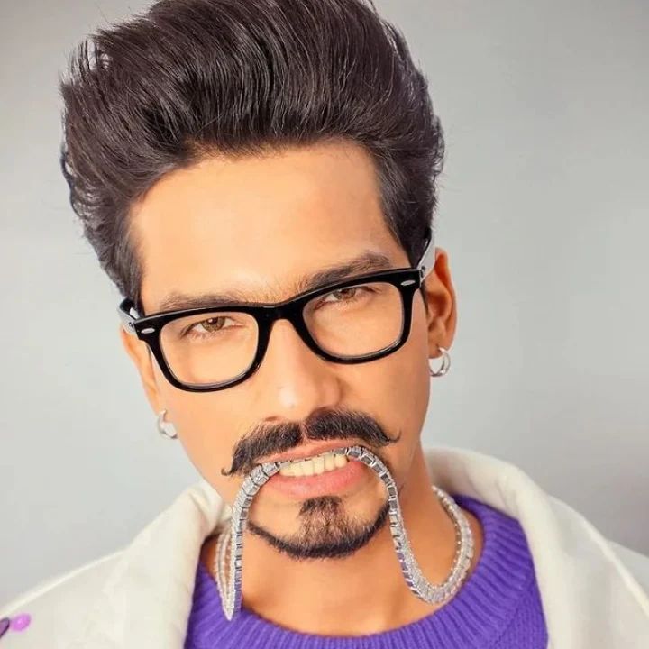 Wanna Know Why Did Haarsh Limbachiya Apologize To Varun Sharma? Read On Here To Learn About It!