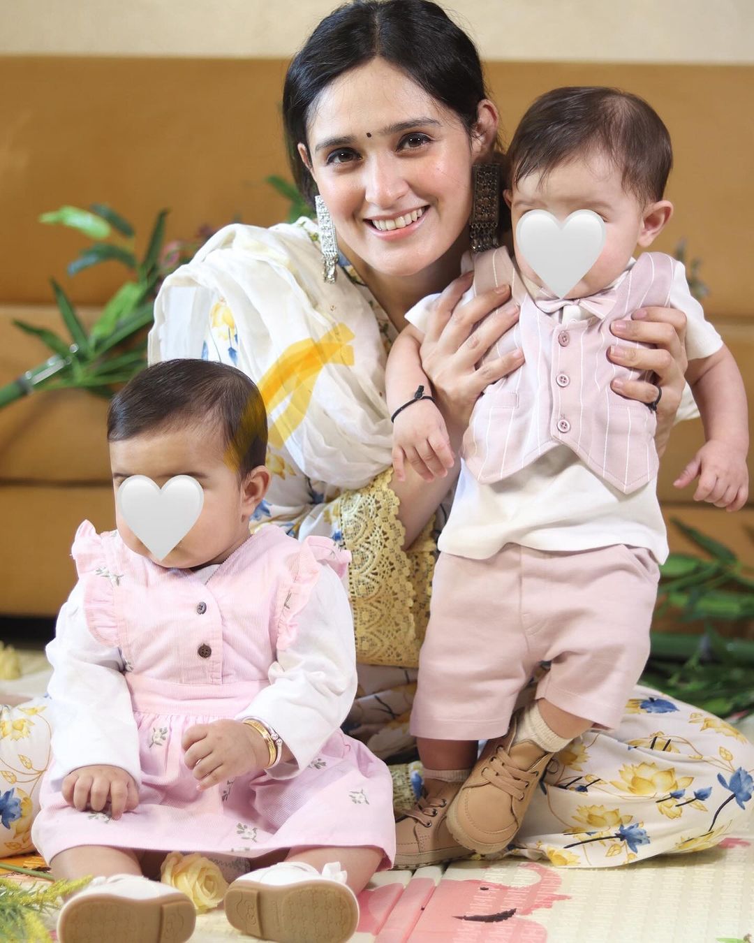 Birthday Highlights! Twin Babies Mother Pankhuri Awasthy Converts Sad Poem Into A Happy One To Wish Her Hubby Gautam Rode. See How She Shared A Wish!