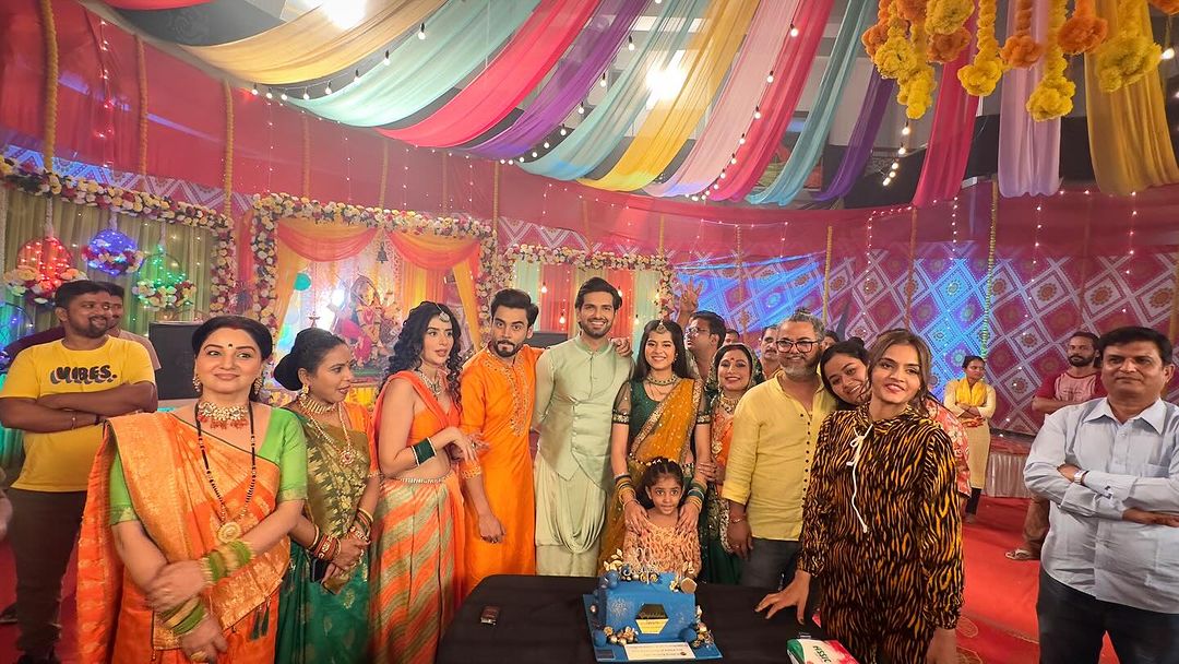 Exclusive - Charu Asopa Visited Her Ex-Rajeev Sen And His Family To Celebrating Durga Puja With Them For Her Daughter Ziana!