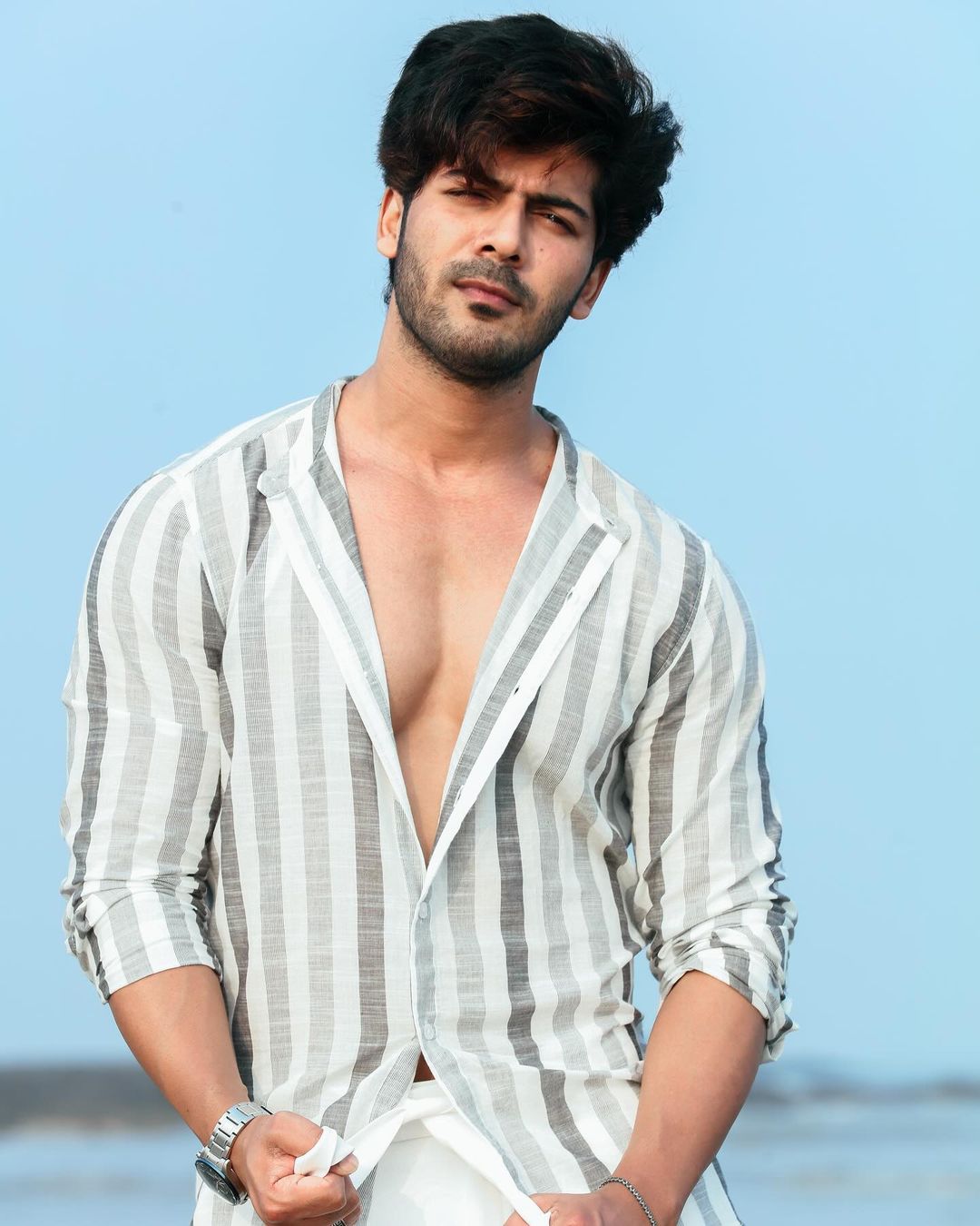 Stunning Actor Sheezan Khan Underwent A Makeover Recently After A Long Mane And Full Beard Look For Two Years. 