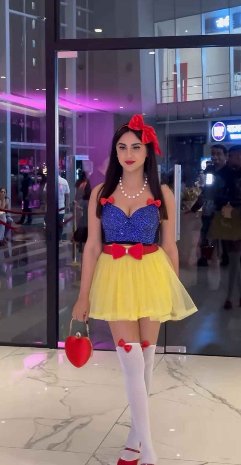 Krystle Dsouza Looks Cutest As She Turns Snow White For a Halloween Party | Watch Video
