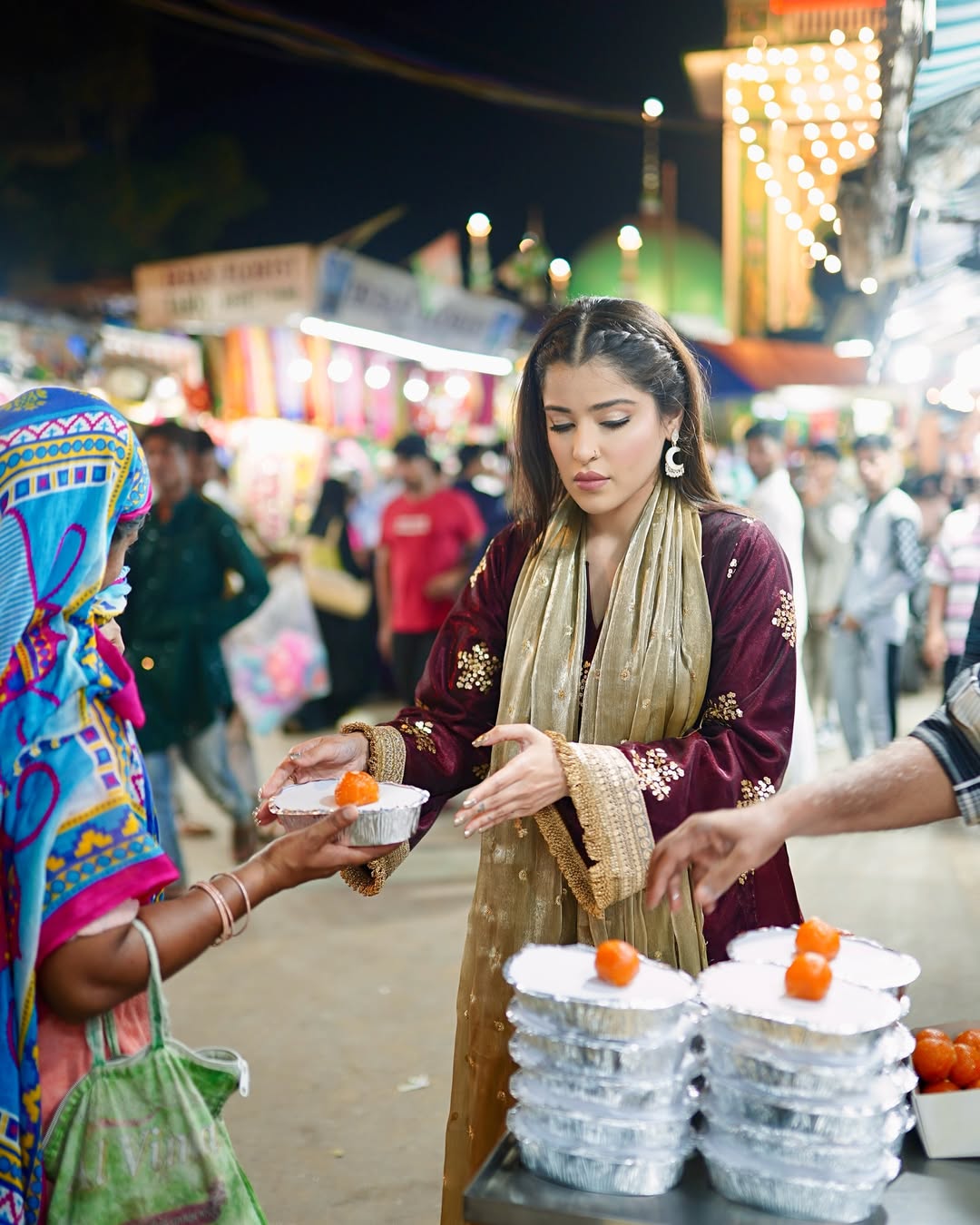 Bigg Boss 18 fame Edin Rose spreads joy as she personally hands out food and sweets Needy People