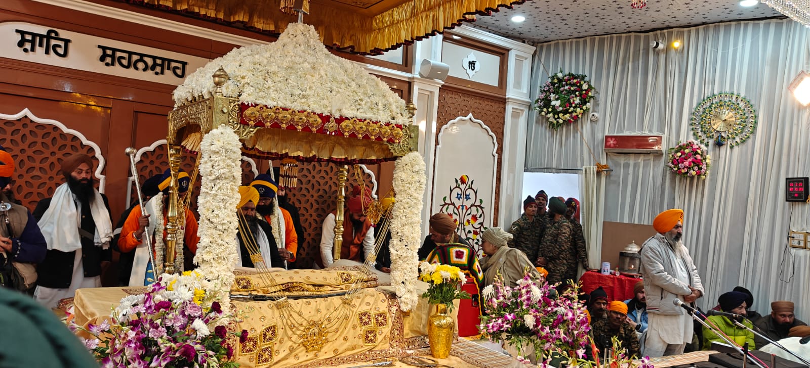 The kapaat of Shri Hemkund Sahib Ji opened, and the annual pilgrimage started