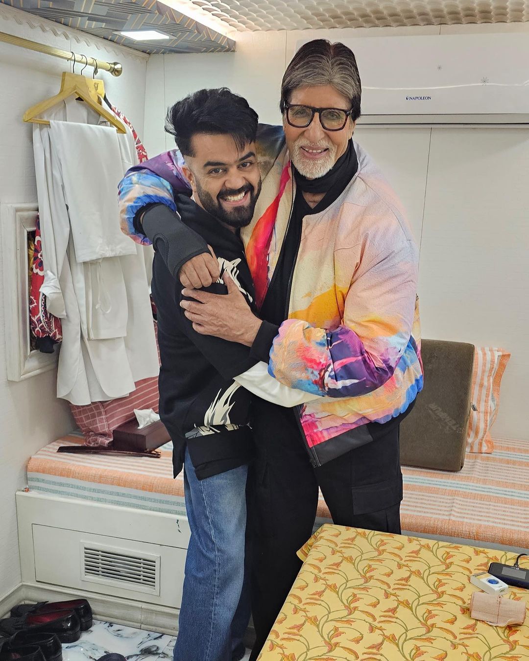 Exclusive – Maniesh Paul Says, “Amitabh Is One Of The Main Reasons I Am Where I Am Today”!