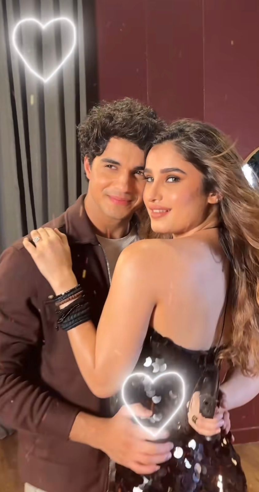 From SRK’s next to leading big budgeted films and star-studded collaborations to being the face of Netflix’s flagship show, Abhay Verma is definitely the Man of the Moment