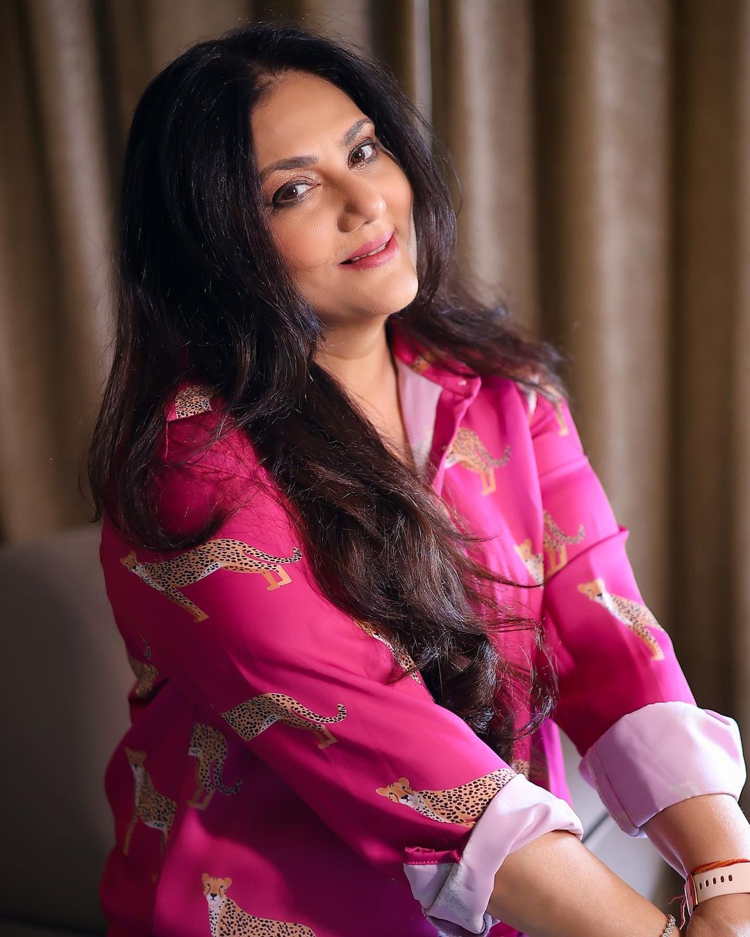 Famous Ramayan Cast Dipika Chikhlia Topiwala Alerts Her Fans About Fraudulent Auditions; She Says, “No Auditions Is Happening For Dharamputra Nandini”!