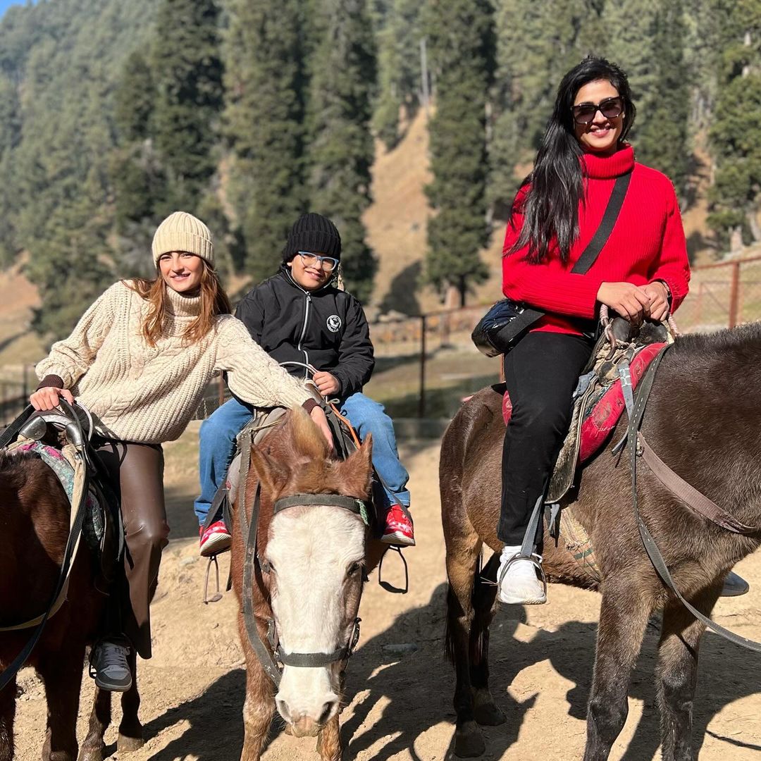 Shweta Tiwari Shares Her Hill Trip With Kids Reyansh And Palak; Watch Out!