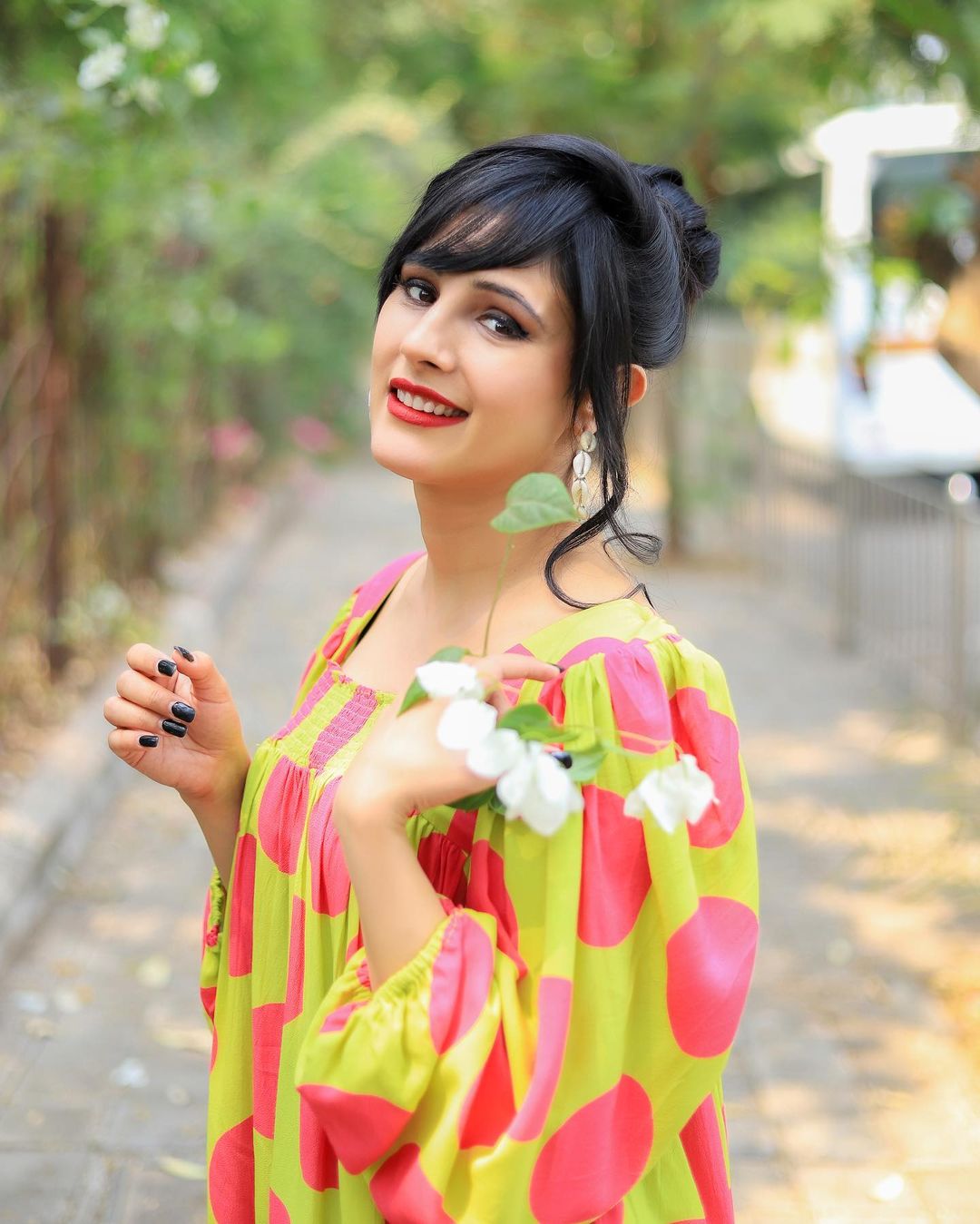 Actress Saanvie Tallwar Praises Co-Actor Raqesh Bapat And Says, “He Is An Amazing Person”!