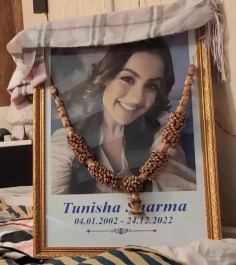 Late Actress Tunisha Sharma’s Uncle Pawan Sharma Requested Fans To Light Candle In Her Memory