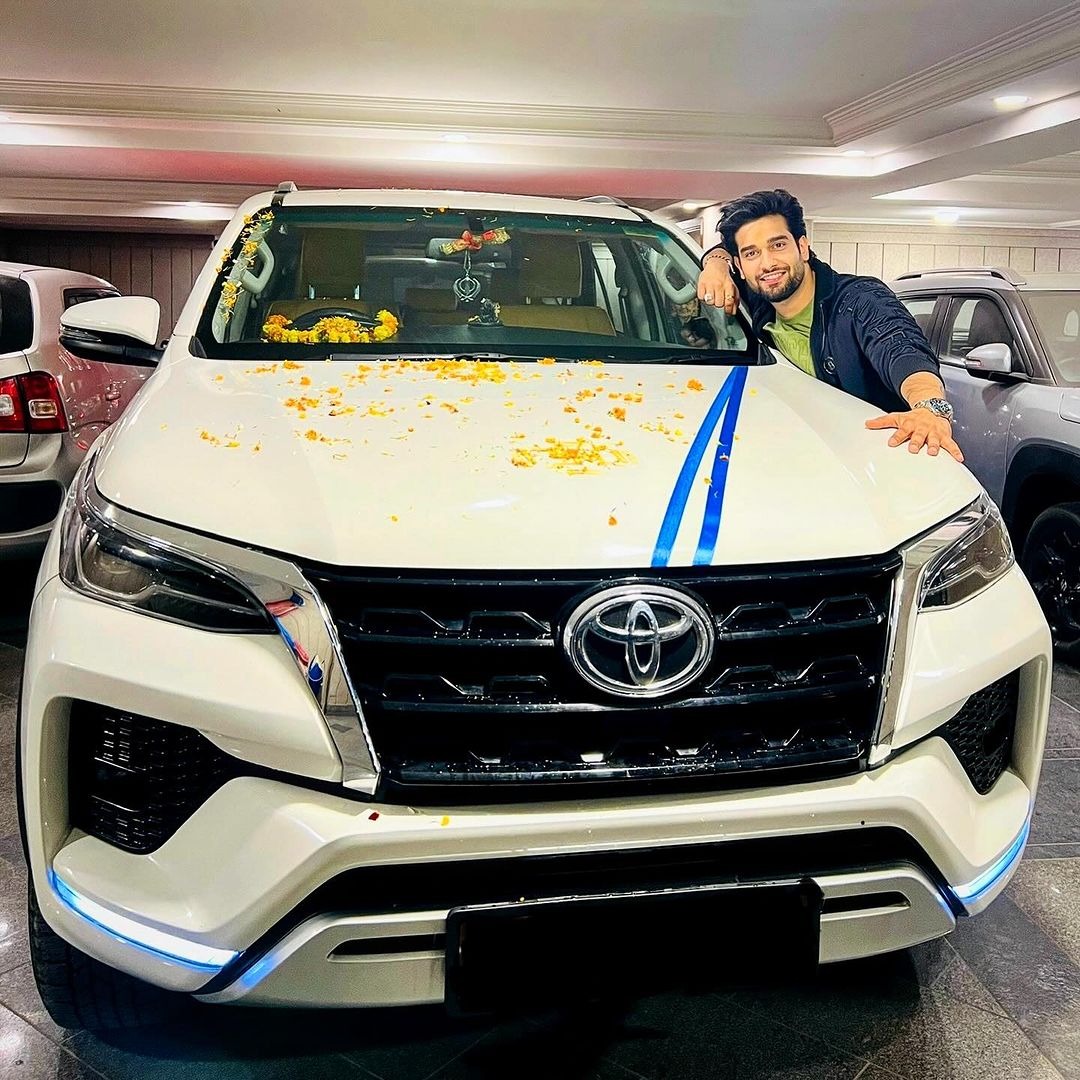 Television Drama Series Fame Actor Abhishek Malik Bought A New Car Worth 50 Lakh. He Said That He Waited Really Long For This Car