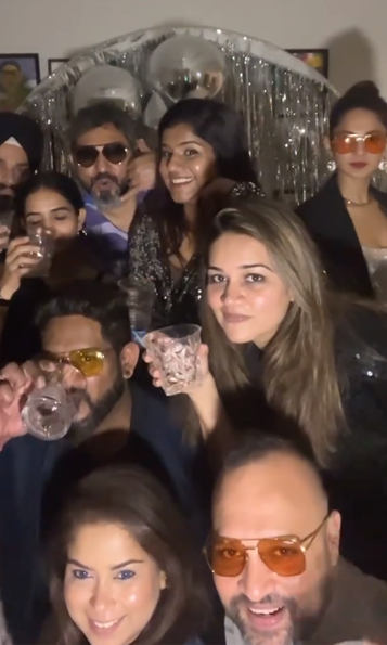 Exclusive! Highest Paid Indian Serial Actress Jennifer Winget Exciting New Year Celebrations! Take A Glimpse Over The Party!