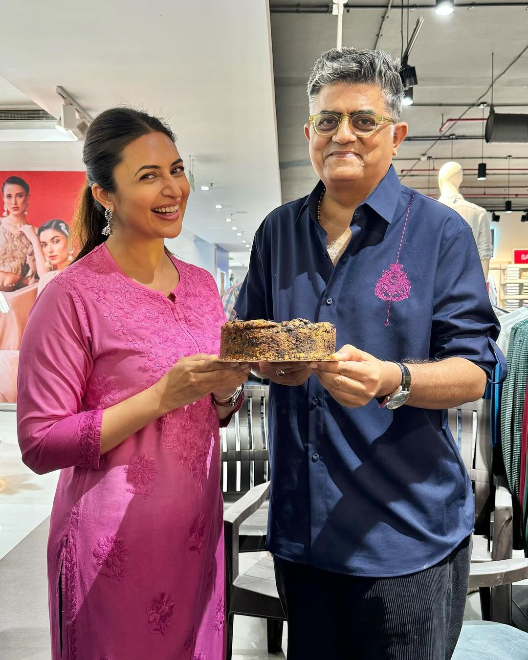 Exclusive! Divyanka Tripathi Shares Pic Taken With Gajraj Rao, Exhibiting Heartfelt Birthday Wishes To Him