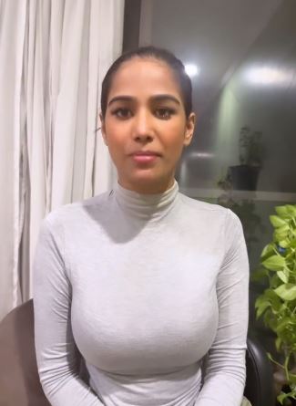 Poonam Pandey’s Agency Shared Apologize Post For Staging Her Fake Death Stunt Due To Raise Cervical Cancer Awareness. 