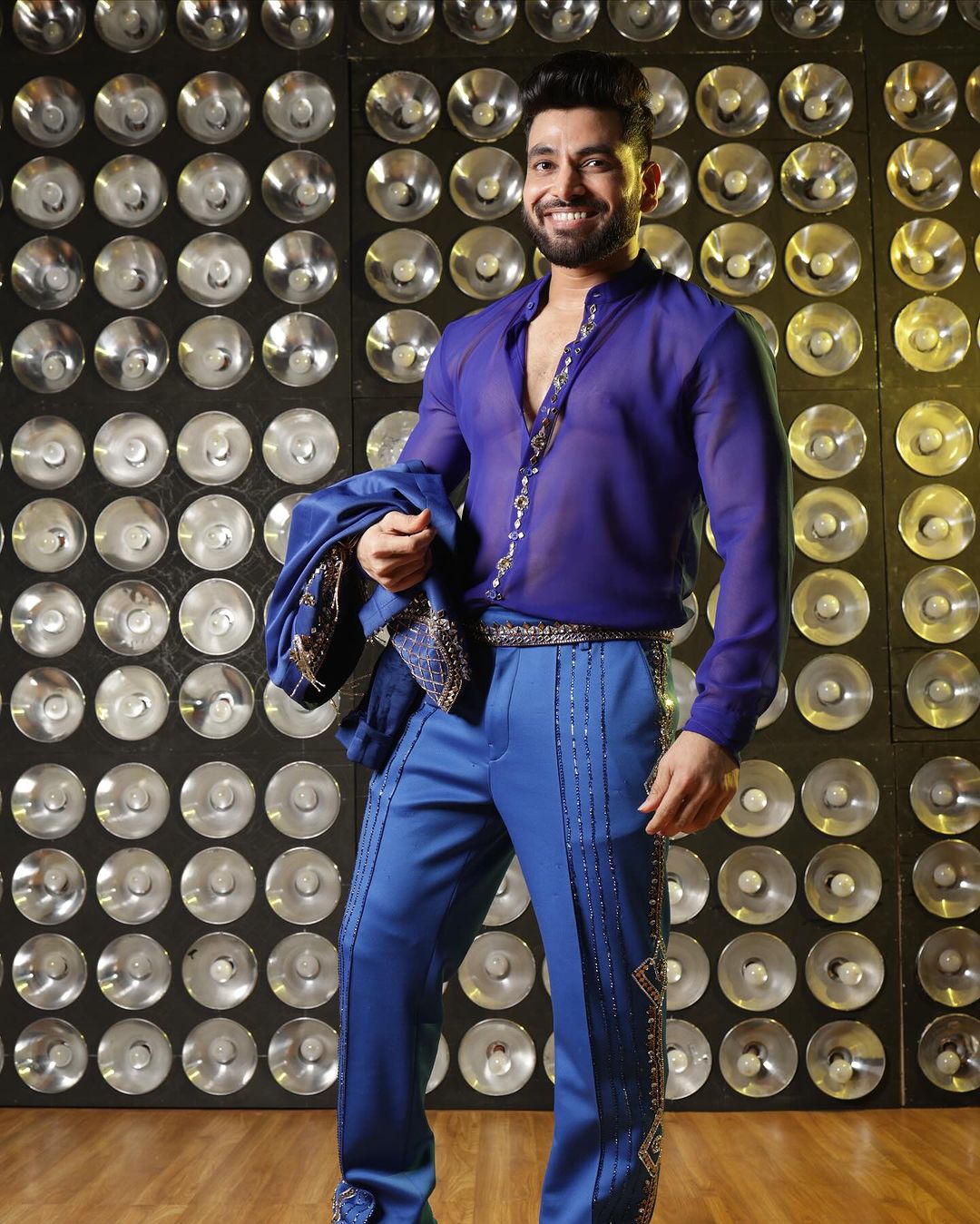 Jhalak Dikhhla Jaa 11 Contestant Shiv Thakare Recalls His Nostalgic First Love Memories On The Stage Of JDJ. He Says I Was In A Relationship For 8 Years! 