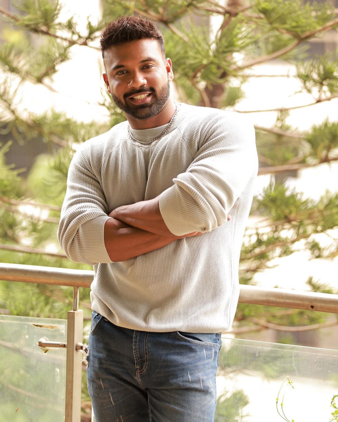  Apurva Padgaonkar 